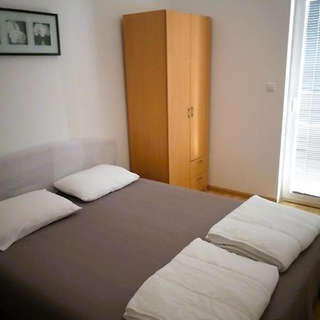 Villa Dobra Family Apartments Вир Екстер'єр фото