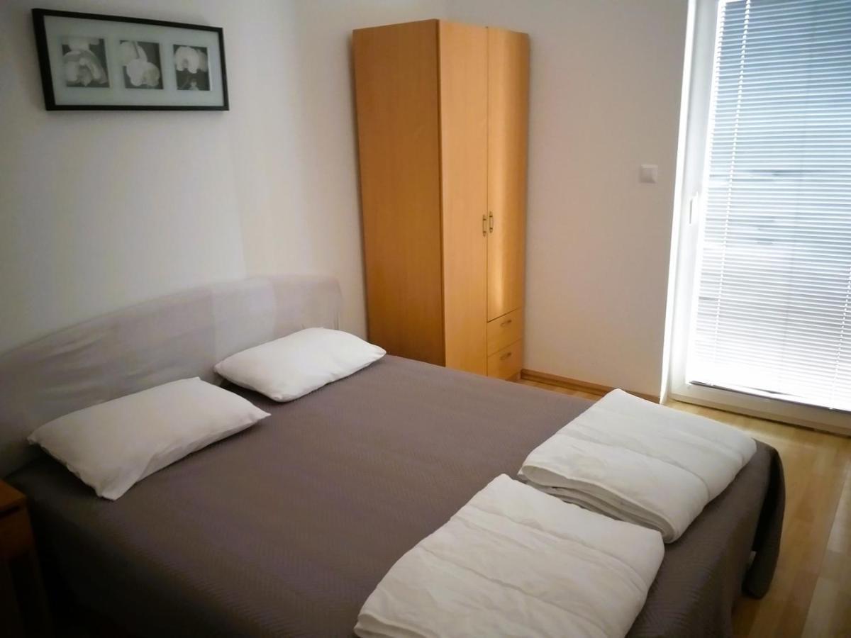 Villa Dobra Family Apartments Вир Екстер'єр фото