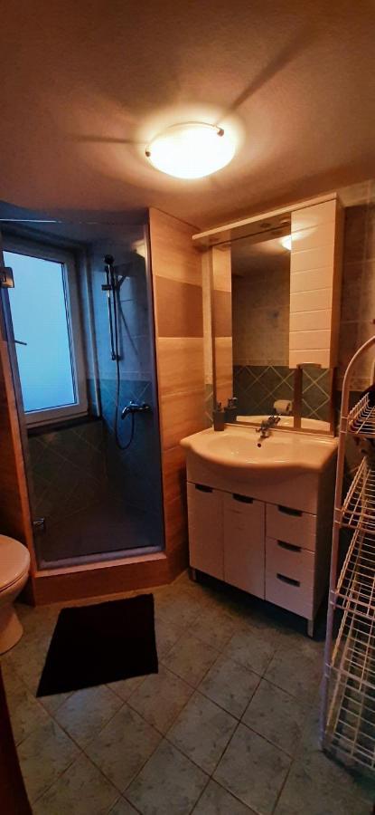 Villa Dobra Family Apartments Вир Екстер'єр фото
