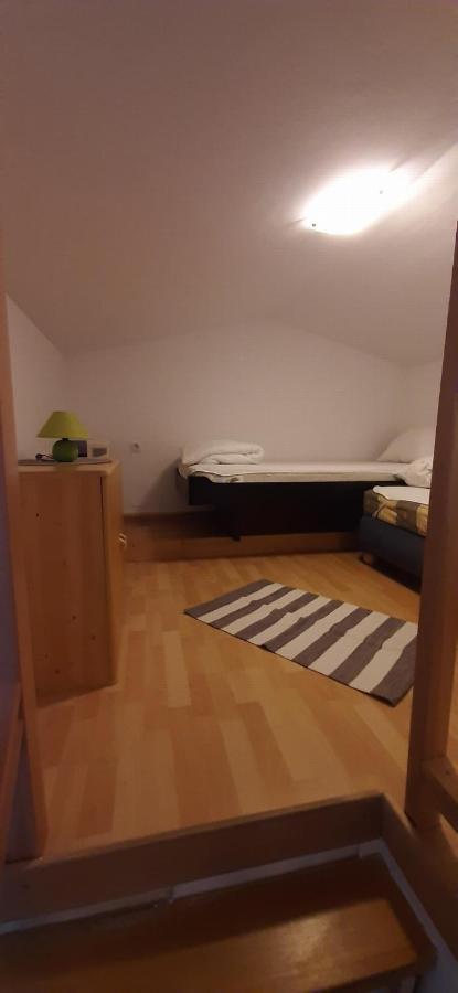 Villa Dobra Family Apartments Вир Екстер'єр фото