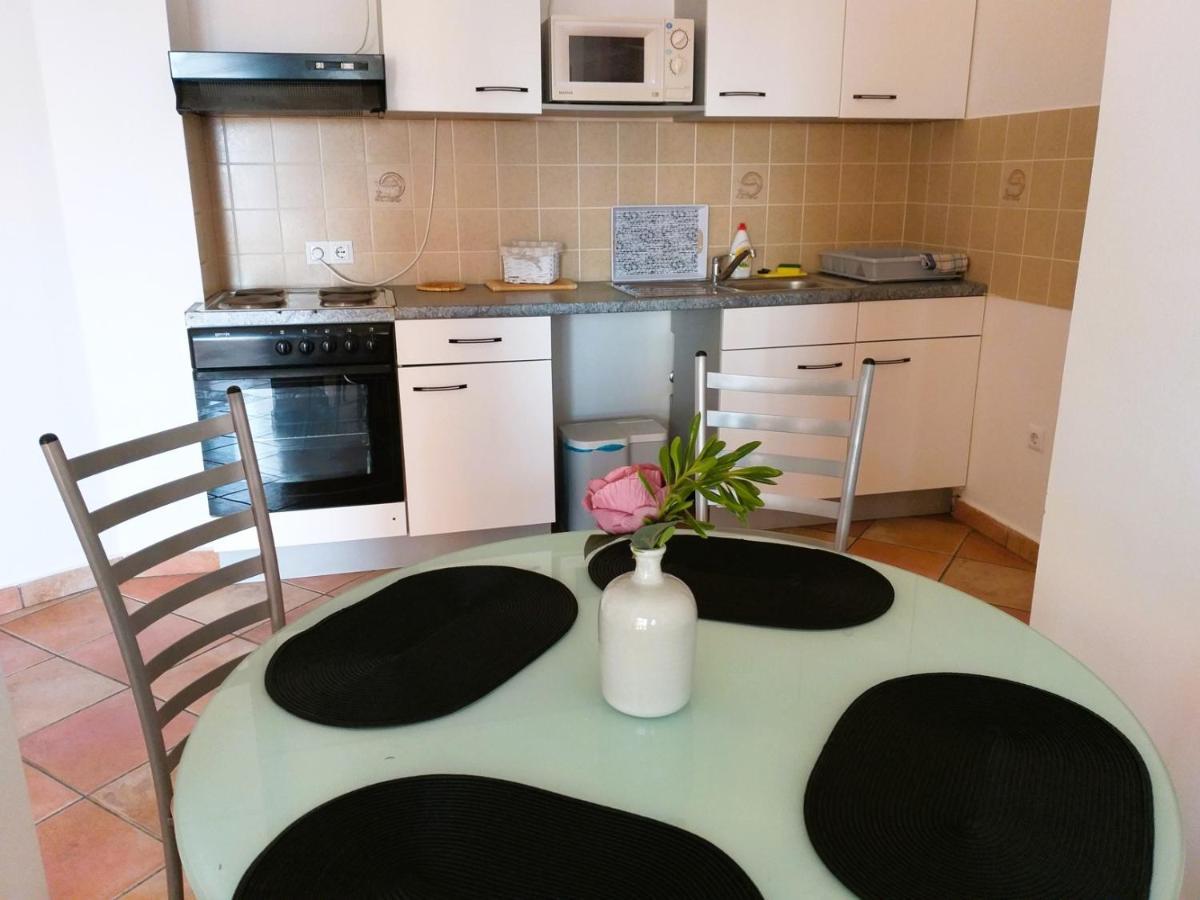Villa Dobra Family Apartments Вир Екстер'єр фото
