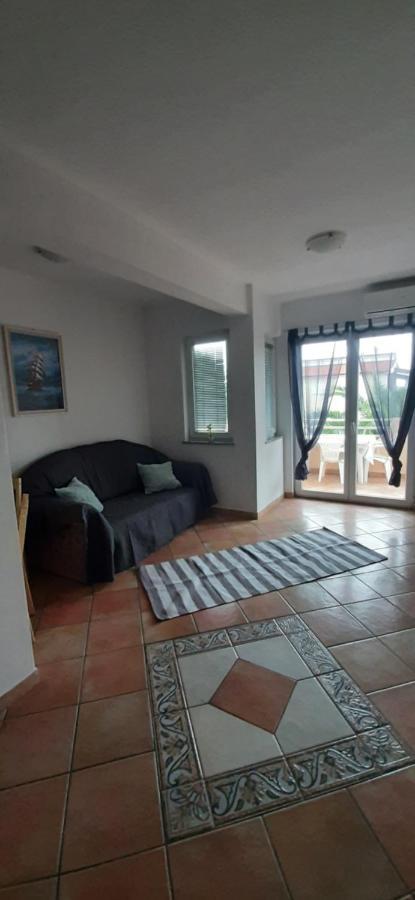 Villa Dobra Family Apartments Вир Екстер'єр фото