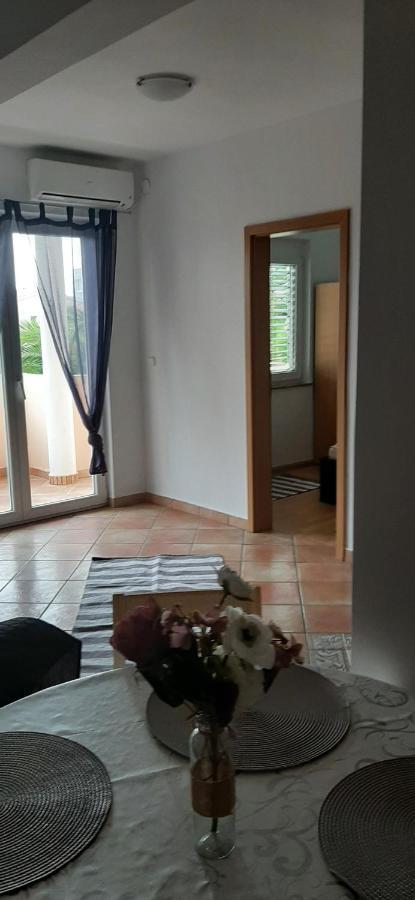 Villa Dobra Family Apartments Вир Екстер'єр фото